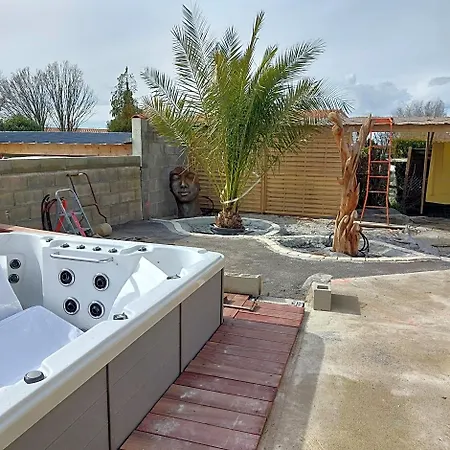 Au Gue Du Bois Bed & Breakfast Neuville-de-Poitou